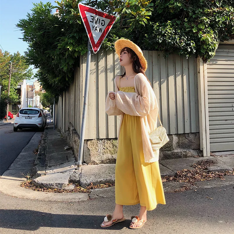 2020 Autumn Women's Fat mm Slim Oversize High Waist Strap One-Piece Wide Leg Pants Loose Casual Large Size Overall Capri-Pants
2020 Autumn Women's Fat mm Slim Oversize High Waist Strap One-Piece Wide Leg Pants Loose Casual Large Size Overall Capri-Pants