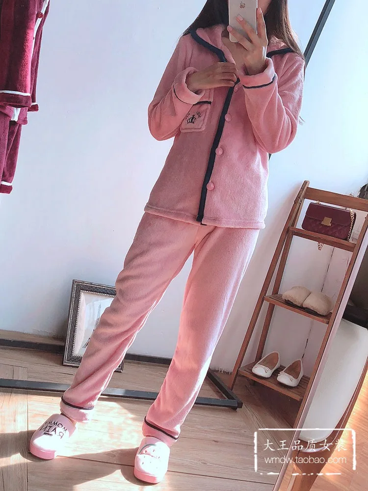 A Generation of COUPLE'S! Comfortable Coral Velvet Pajamas Long Sleeve Warm Homewear Set Entity
A Generation of COUPLE'S! Comfortable Coral Velvet Pajamas Long Sleeve Warm Homewear Set Entity