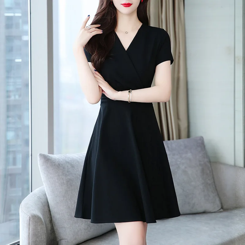 Black And White with Pattern Dress Waist Hugging Slimming Slim Fit Elegant Hepburn Wind Small Black Skirt Women's 2019 New Style
Black And White with Pattern Dress Waist Hugging Slimming Slim Fit Elegant Hepburn Wind Small Black Skirt Women's 2019 New Style