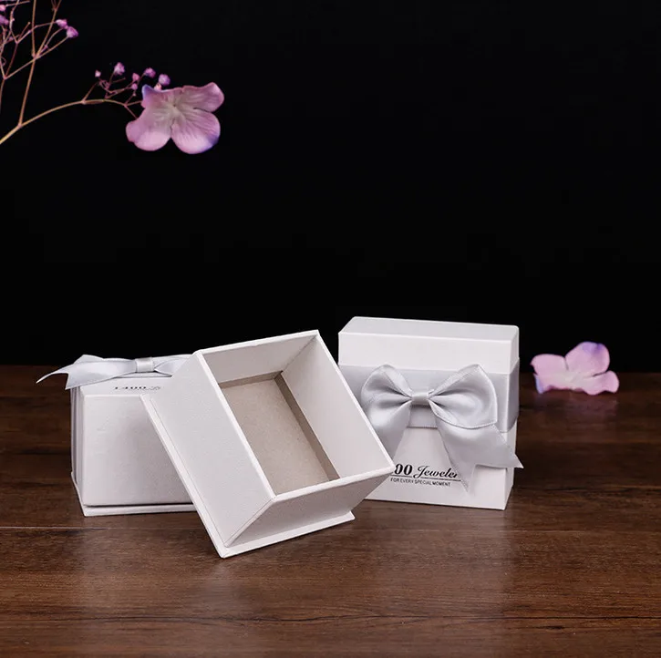 Accessory Jewelry Storage Retail Box with Ribbon,luxury box packaging for glassware ---PX10798
Accessory Jewelry Storage Retail Box with Ribbon,luxury box packaging for glassware ---PX10798