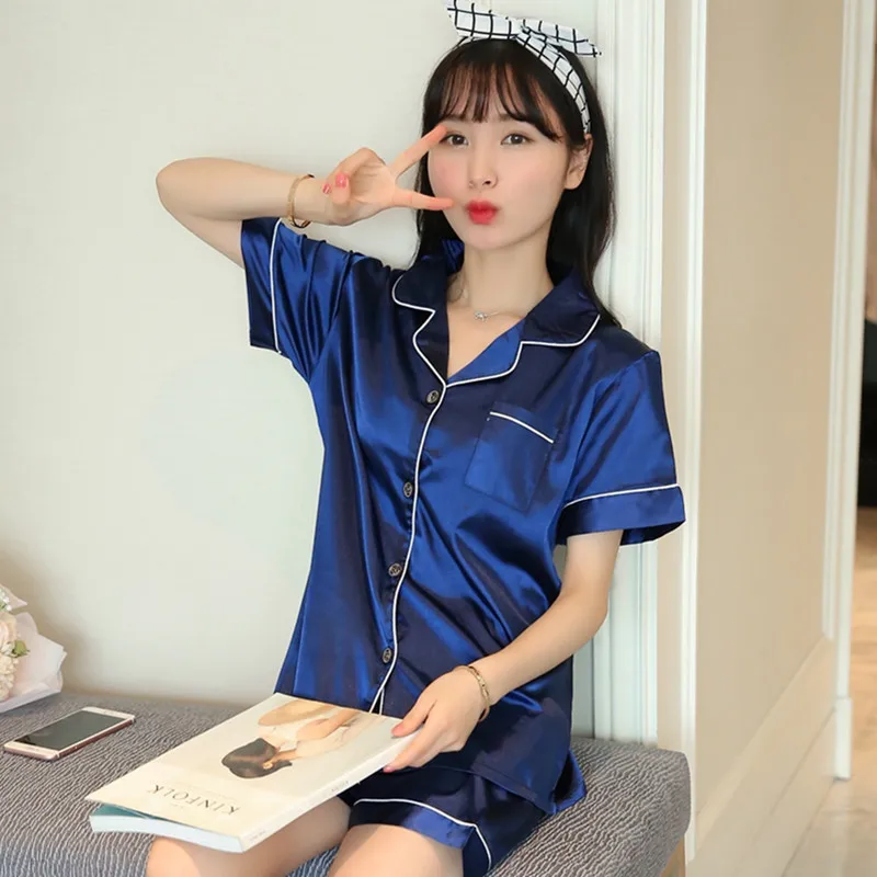 Large pajamas 5XL Oversize pajamas Spring and Autumn Silk-like pajamas Multicolor Selection pajamas sets Short sleeve hot pants
Large pajamas 5XL Oversize pajamas Spring and Autumn Silk-like pajamas Multicolor Selection pajamas sets Short sleeve hot pants