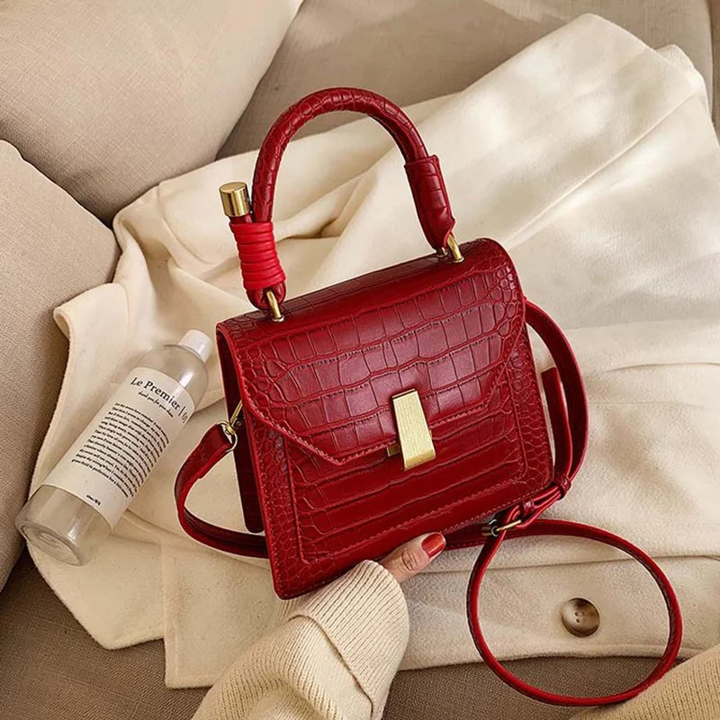 XGVOKH Stone Women Small Shoulder Bag PU Leather Burgundy Crossbody Bags Lock Designer Messenger Bag Female Flap Handbags
XGVOKH Stone Women Small Shoulder Bag PU Leather Burgundy Crossbody Bags Lock Designer Messenger Bag Female Flap Handbags