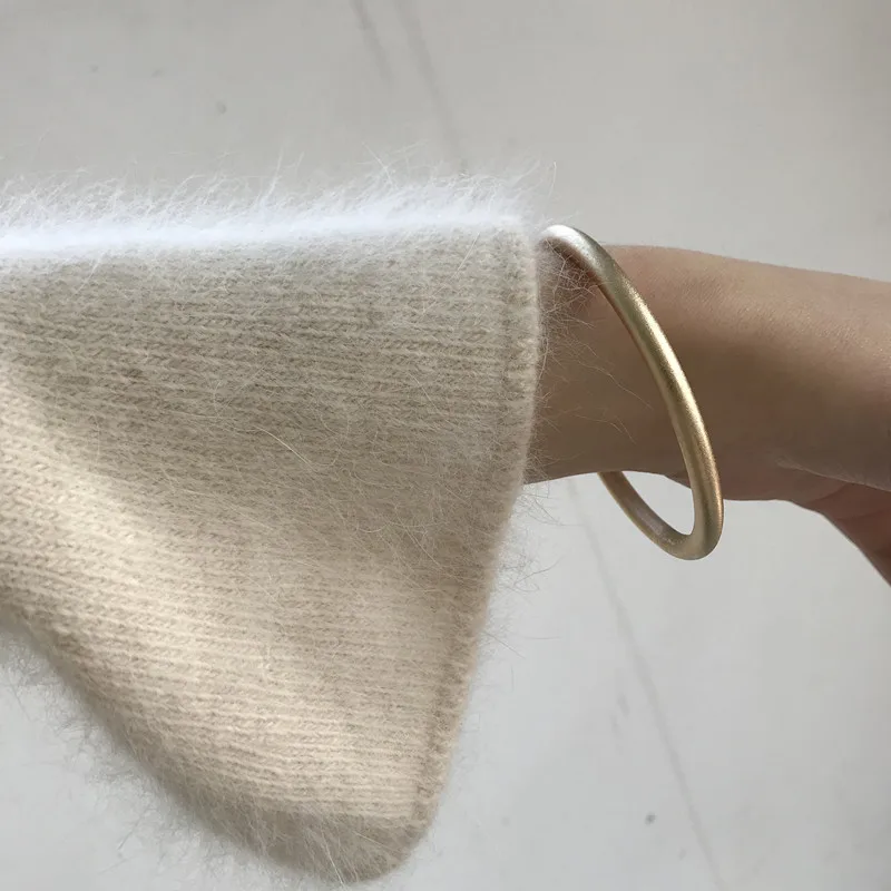 SRCOI Fashion Personality Simple Smooth Bangles Bracelet Gold Color Copper Round Lover Polished Geometric Bracelet For Women
SRCOI Fashion Personality Simple Smooth Bangles Bracelet Gold Color Copper Round Lover Polished Geometric Bracelet For Women