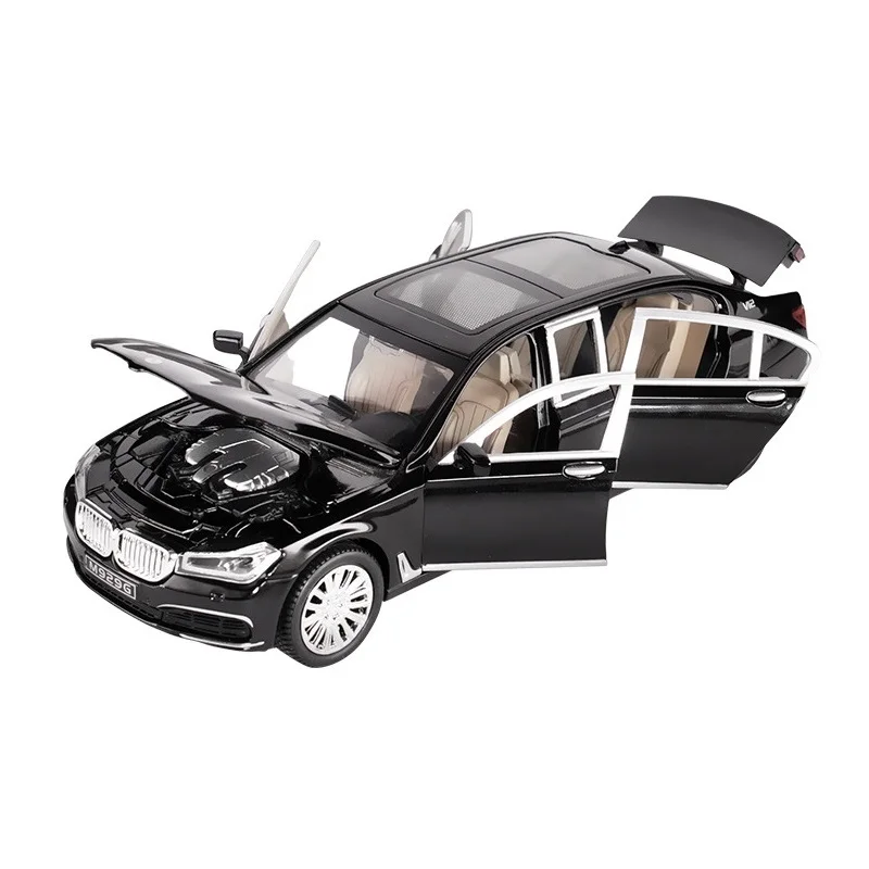 1/24 Die Cast Model Simulation B760 Lengthen Car(M923G) W/Sound Function 6 Openable Doors
1/24 Die Cast Model Simulation B760 Lengthen Car(M923G) W/Sound Function 6 Openable Doors