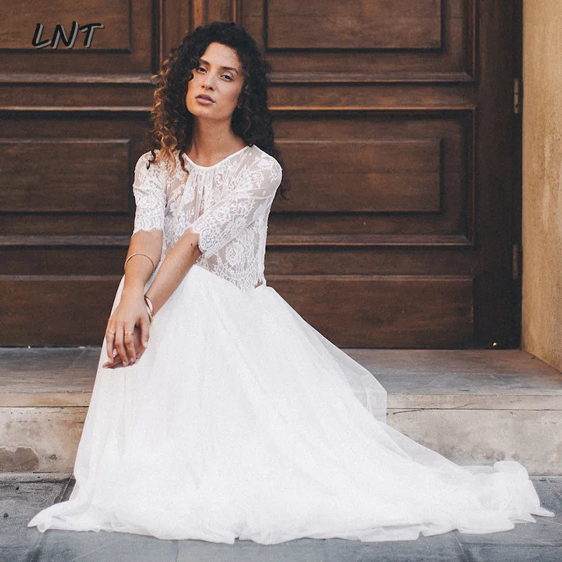 Two Pieces Wedding Dress Half Sleeve A-Line Lace Top White Ivory Floor Length Bride Dress Country Wedding Gowns 
Two Pieces Wedding Dress Half Sleeve A-Line Lace Top White Ivory Floor Length Bride Dress Country Wedding Gowns