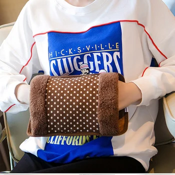 1PCs Portable Hot Water Bag Electric Rechargeable Hot Water Bag Plush Double Insert Hand Warmer Water Bottle Cartoon Styles 
1PCs Portable Hot Water Bag Electric Rechargeable Hot Water Bag Plush Double Insert Hand Warmer Water Bottle Cartoon Styles