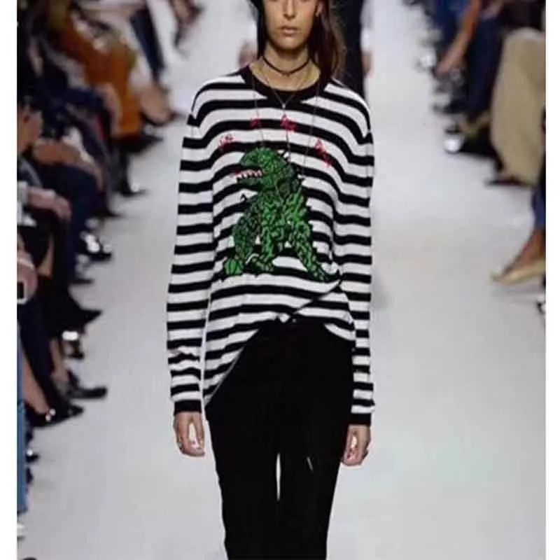Cosmicchic 2019 Fall Winter Cashmere Knitting Stripe Dinosaur Embroidery Sweater Runway High Quality Long Sleeve pullovers
Cosmicchic 2019 Fall Winter Cashmere Knitting Stripe Dinosaur Embroidery Sweater Runway High Quality Long Sleeve pullovers