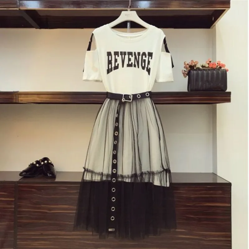 2020 Summer Women Gauze Skirt Sets Two Piece Set Long Design Off Shoulder T Shirt & Gauze Skirt Students Holiday Outfits
2020 Summer Women Gauze Skirt Sets Two Piece Set Long Design Off Shoulder T Shirt & Gauze Skirt Students Holiday Outfits
