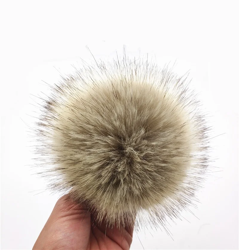 12cm detachable Artificial fur pompoms for knitted beanies caps Hats Hairy ball for clothing bags shoes accessories
12cm detachable Artificial fur pompoms for knitted beanies caps Hats Hairy ball for clothing bags shoes accessories