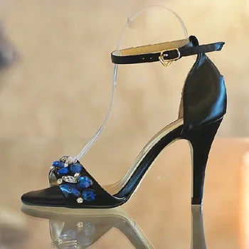 2020 Summer High-heeled Woman Dress Shoes Sexy Sandals for ladies Fashion Banquet Evening Party Prom Shoes 
2020 Summer High-heeled Woman Dress Shoes Sexy Sandals for ladies Fashion Banquet Evening Party Prom Shoes