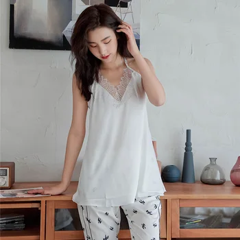 Fiklyc Women Summer Ice Silk Thin Section Swallow Print Lace Camisole Top Trousers Two-Piece Home Service
Fiklyc Women Summer Ice Silk Thin Section Swallow Print Lace Camisole Top Trousers Two-Piece Home Service