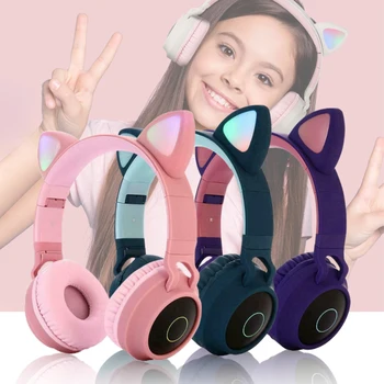 Bluetooth wireless headset ead-mounted Stereo Bluetooth headset game eirphone Net red glowing cartoon head-mounted girl cat ears 
Bluetooth wireless headset ead-mounted Stereo Bluetooth headset game eirphone Net red glowing cartoon head-mounted girl cat ears