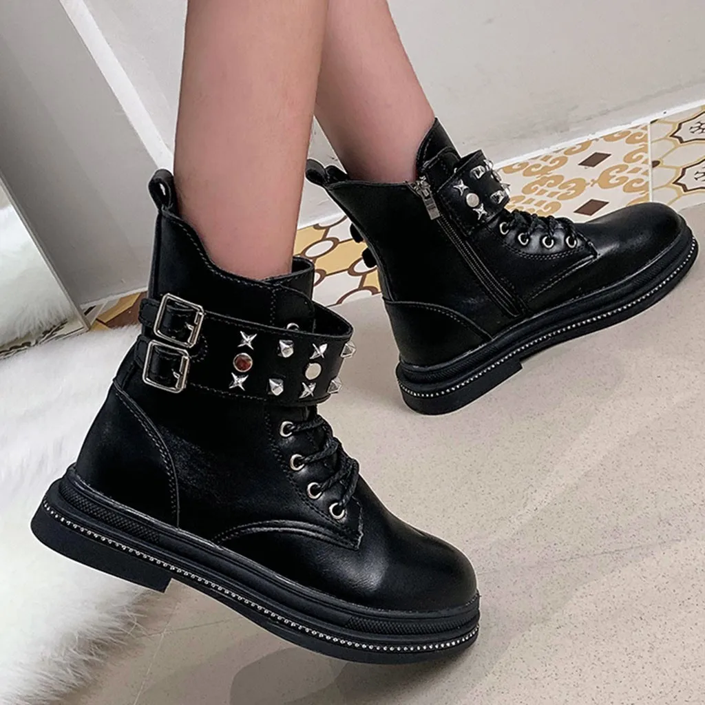 WoMen Ankle Booties Fashion Winter Flat Heel Round Head Boots For Women Med Zipper Punk Cool Belt Buckle Retro Rivets Boots
WoMen Ankle Booties Fashion Winter Flat Heel Round Head Boots For Women Med Zipper Punk Cool Belt Buckle Retro Rivets Boots