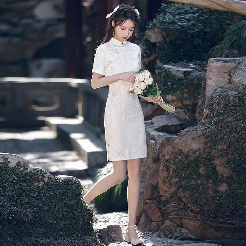 

Vintage White Cheongsam Dress Chinese Style Sexy Split Summer Qipao Vestido Slim Young Girl Elegant Party Oriental チャイナドレス