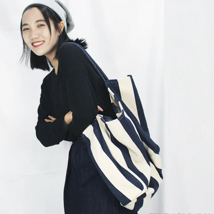 New Style College Style Stripes Canvas Bag INS Casual Korean-style Shoulder Bag Simple Hipster Large Capacity Canvas Bag
New Style College Style Stripes Canvas Bag INS Casual Korean-style Shoulder Bag Simple Hipster Large Capacity Canvas Bag