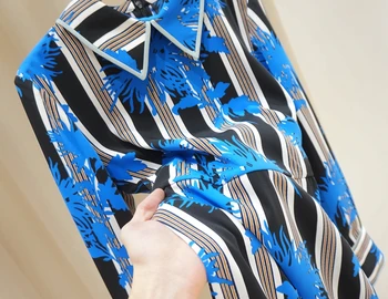 New down comfortable thickness viscose silk dress of tall waist waist cultivate morality
New down comfortable thickness viscose silk dress of tall waist waist cultivate morality