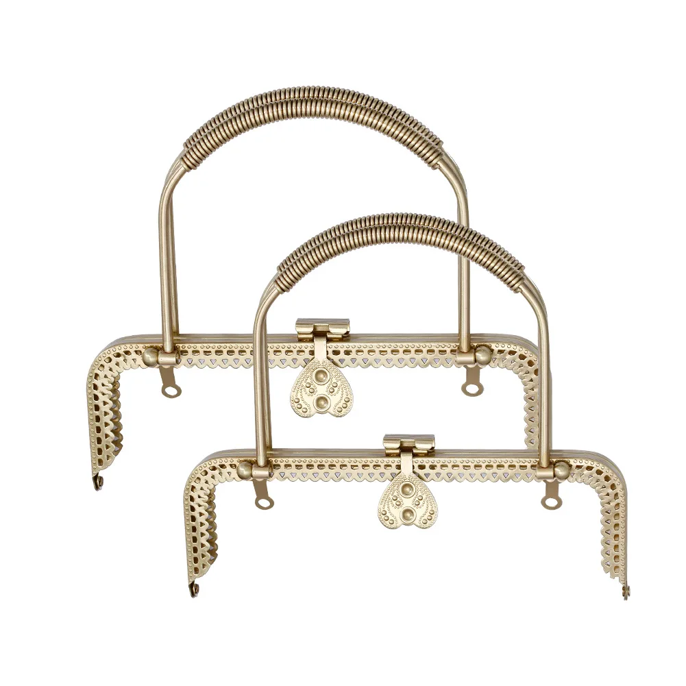 Bag Accessories Metal Purse Frame Handle DIY Kiss Clasp Lock for Women Clutch Handbag Hardware Antique DIY Craft
Bag Accessories Metal Purse Frame Handle DIY Kiss Clasp Lock for Women Clutch Handbag Hardware Antique DIY Craft