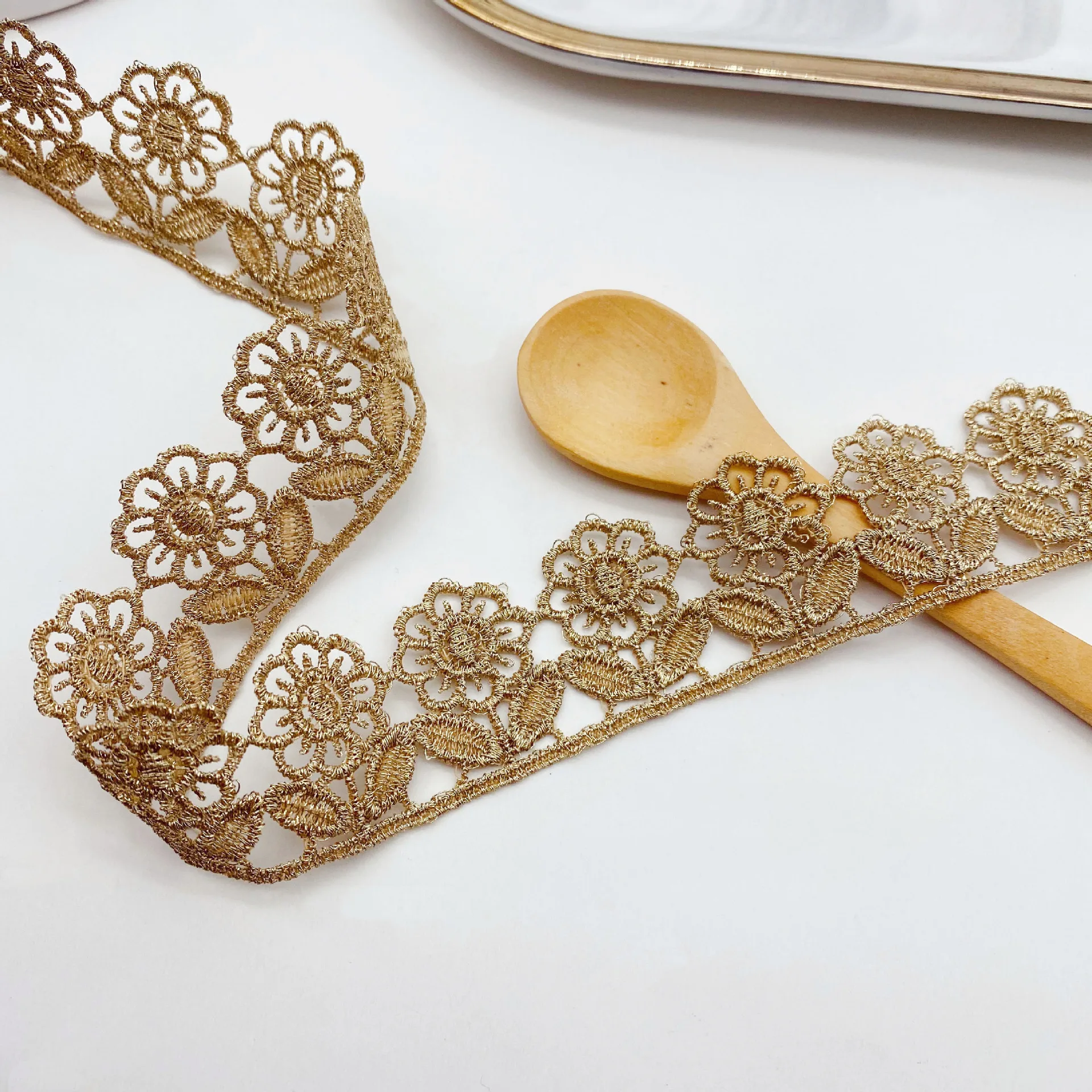 Embroidery Golden Thread Hollow Flower Lace Fabric DIY Handmade Collar Trim Dress Hat Sewing Supplies 
Embroidery Golden Thread Hollow Flower Lace Fabric DIY Handmade Collar Trim Dress Hat Sewing Supplies