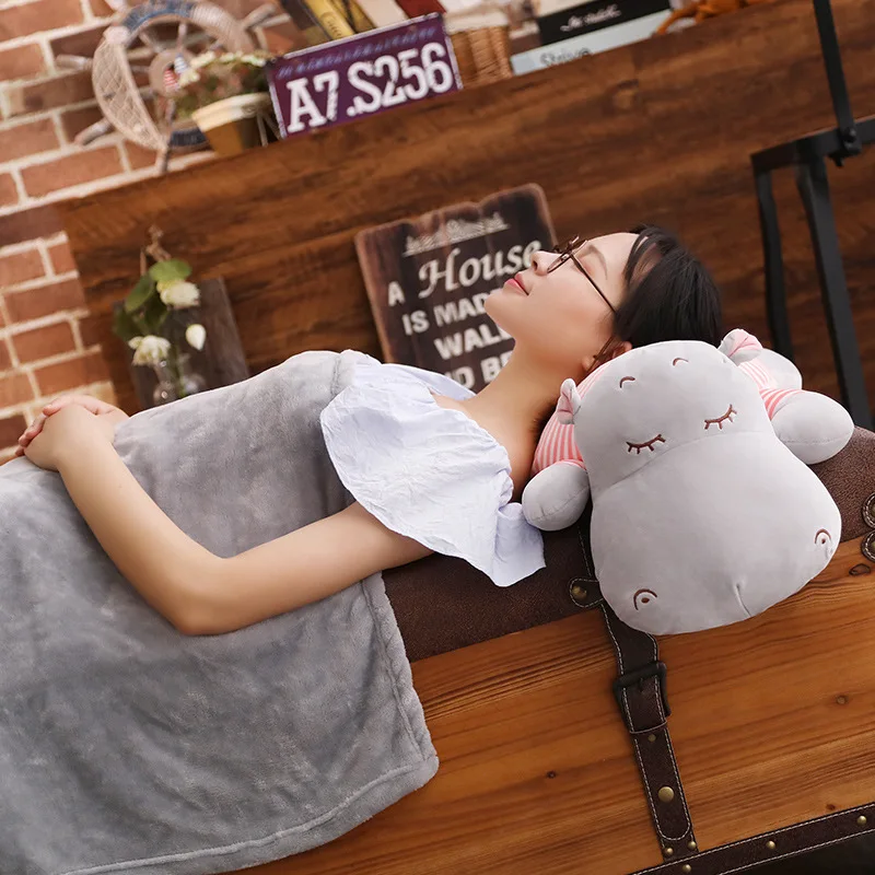 Cartoon Polar Bear Hand Warmer Pillow Dual Purpose Blanket Cushion Office Three-in-One Airable Blanket Nap Pillow
Cartoon Polar Bear Hand Warmer Pillow Dual Purpose Blanket Cushion Office Three-in-One Airable Blanket Nap Pillow