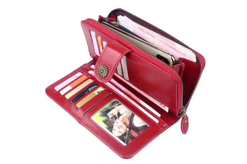 1566439415930_606A9758