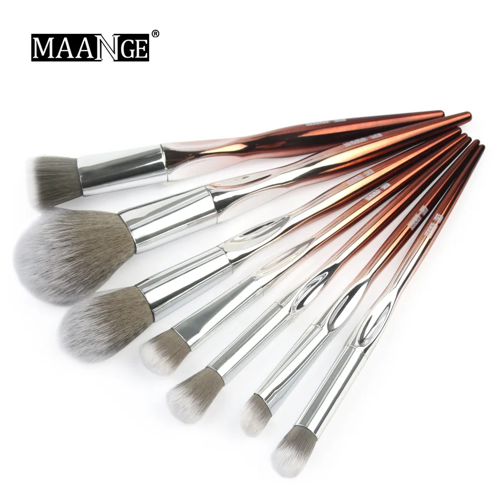 7 Three-finger Makeup Brush Set Foundation Eye Shadow Brush Beauty Tools First School Makeup Basic Set Cosmetics Brush
7 Three-finger Makeup Brush Set Foundation Eye Shadow Brush Beauty Tools First School Makeup Basic Set Cosmetics Brush