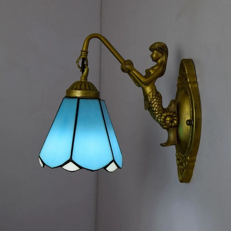 style retro Tiffany colored glass living room dining room bedroom bar club corridor blue Mediterranean wall lamp
style retro Tiffany colored glass living room dining room bedroom bar club corridor blue Mediterranean wall lamp