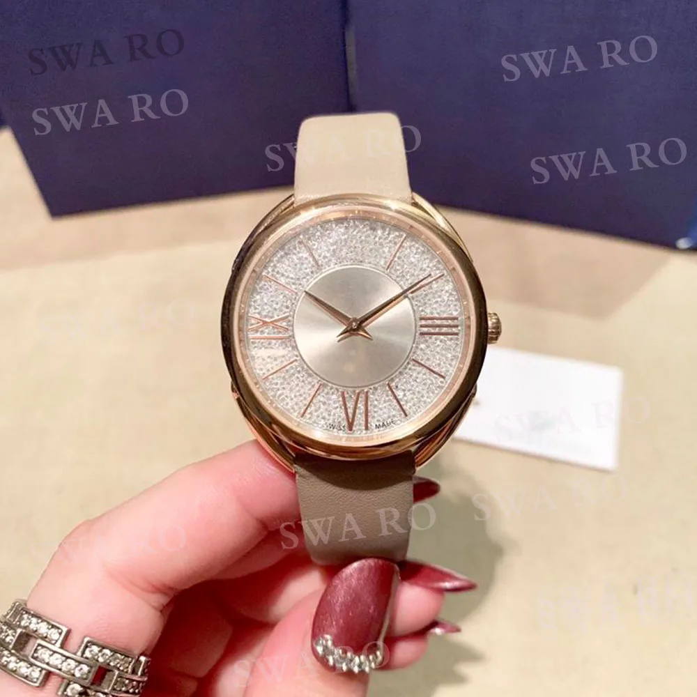 SWA New CRYSTALLINE GLAM Fashion Watch Rose Gold Delicate Beige Leather Strap Exquisite Roman Numeral Crystal Female Watch
SWA New CRYSTALLINE GLAM Fashion Watch Rose Gold Delicate Beige Leather Strap Exquisite Roman Numeral Crystal Female Watch