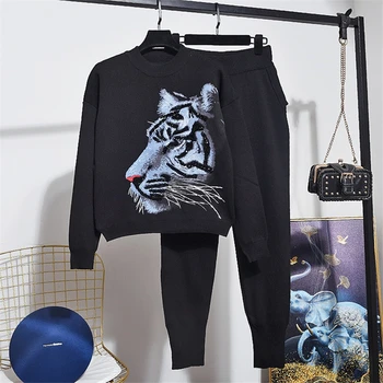2020 Spring New Women Knitted Set Korean Fashion Leopard Head Long Sleeve Knitted Sweater + Casual Pants 2 Piece Sets Women Top
2020 Spring New Women Knitted Set Korean Fashion Leopard Head Long Sleeve Knitted Sweater + Casual Pants 2 Piece Sets Women Top