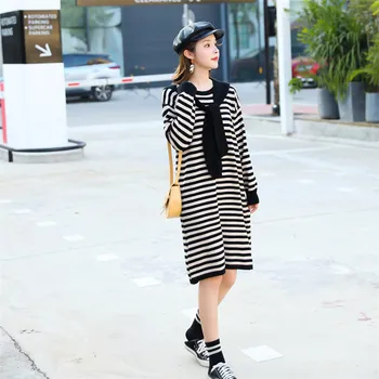 Medium Length Money Loose Leisure College Wind Stripes Big Code Knitting Dress Female 
Medium Length Money Loose Leisure College Wind Stripes Big Code Knitting Dress Female