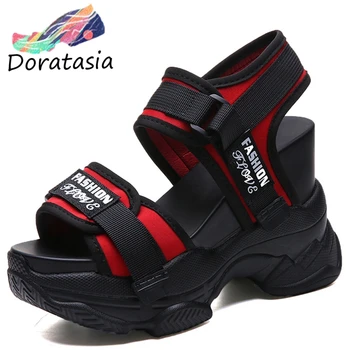 DORATASIA Leisure Women Open Toe Wedges Velcro Punk Shoes 2020 Designer Sandals Women Mixed Color Platform Sandals
DORATASIA Leisure Women Open Toe Wedges Velcro Punk Shoes 2020 Designer Sandals Women Mixed Color Platform Sandals