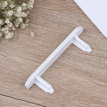 DIY 1/12 Dollhouse Miniature White Wooden Wall Shelf Rail Rack Doll House Furniture Kitchen Doll Classic Kids Toys 
DIY 1/12 Dollhouse Miniature White Wooden Wall Shelf Rail Rack Doll House Furniture Kitchen Doll Classic Kids Toys