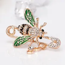 

Cute Honeybee Women Brooches Animal Shapes Crystal Red Green Bee Brooch Pins 63*48mm Badges For Clothes Female Brooches