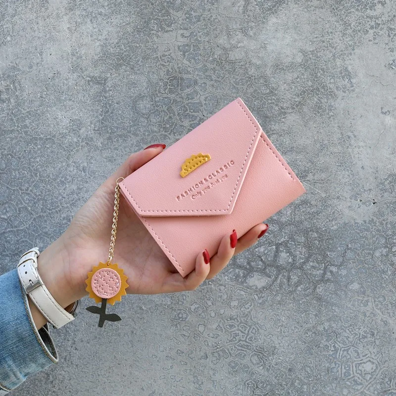 New short wallet female Japanese and Korean version fashion simple cute small fresh zipper coin purse card holder
New short wallet female Japanese and Korean version fashion simple cute small fresh zipper coin purse card holder