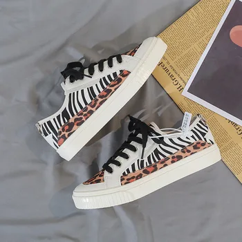 Leopard Low-top Canvas Shoes Harajuku Sneakers Fashion New Lace-up Flat Shoes Women Classic Streetwear Zebra Pattern Shoes
Leopard Low-top Canvas Shoes Harajuku Sneakers Fashion New Lace-up Flat Shoes Women Classic Streetwear Zebra Pattern Shoes