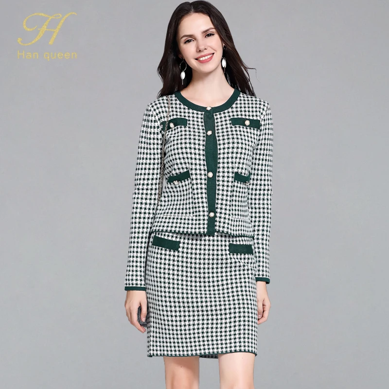 H Han Queen Plaid Knitting 2 Pieces Suits Women Autumn Winter Single-breasted Cardigan Sweater Crop Top & High Waist Skirts Set
H Han Queen Plaid Knitting 2 Pieces Suits Women Autumn Winter Single-breasted Cardigan Sweater Crop Top & High Waist Skirts Set