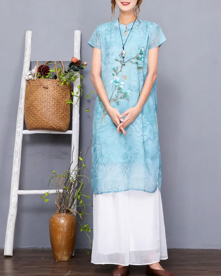 2022 vietnam aodai dress for women traditional casual set long flower printing robe and pants suit female chinese style sets
2022 vietnam aodai dress for women traditional casual set long flower printing robe and pants suit female chinese style sets