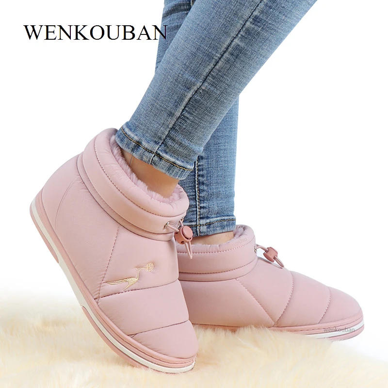 Winter Boots Women Warm Plush Ankle Boots Elastic Waterproof Platform Boots Ladies Indoor Fur Wedge Shoes Botas Feminina
Winter Boots Women Warm Plush Ankle Boots Elastic Waterproof Platform Boots Ladies Indoor Fur Wedge Shoes Botas Feminina