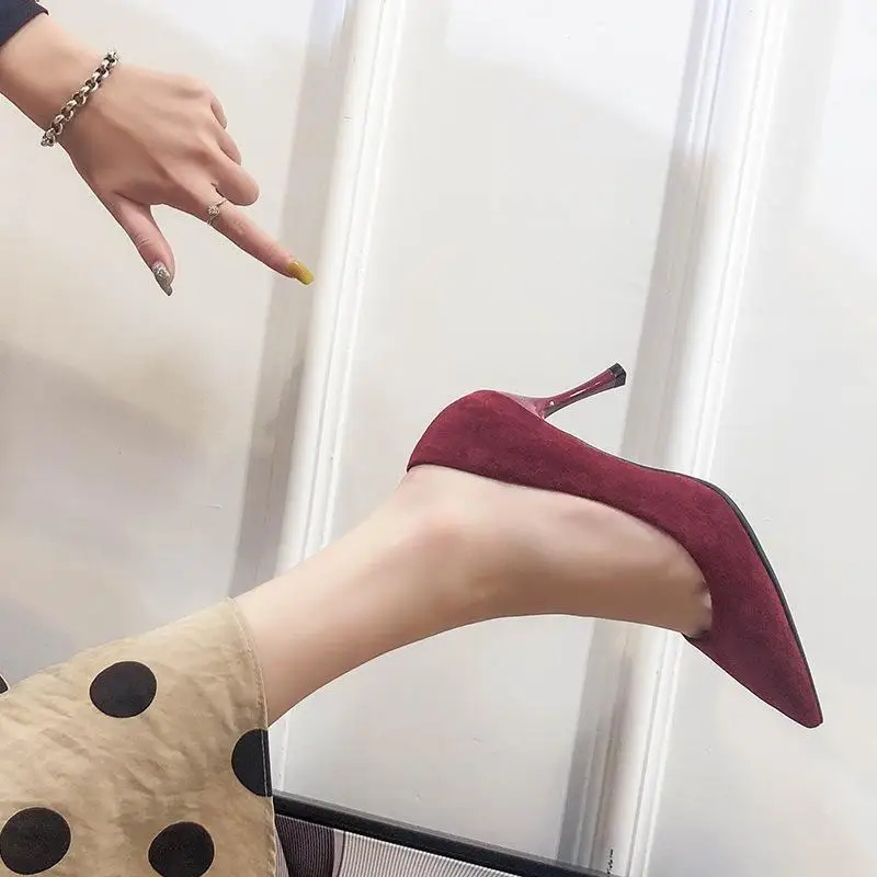 Winter Super Simple Comfortable high heeled shoes Women Fashion Shoes
Winter Super Simple Comfortable high heeled shoes Women Fashion Shoes