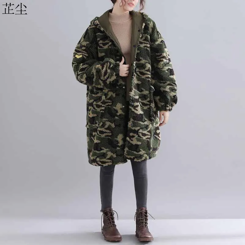 2019 Winter New Velvet Thickening Reversible Cotton Jacket Coats Women Plus Size Long Zip Up Camouflage Jackets Teddy Coats 5XL
2019 Winter New Velvet Thickening Reversible Cotton Jacket Coats Women Plus Size Long Zip Up Camouflage Jackets Teddy Coats 5XL