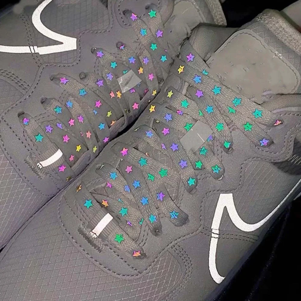 New Holographic Reflective Star Shoelaces Double-sided Reflective High-bright Reflective Flat Laces Sneakers ShoeLaces
New Holographic Reflective Star Shoelaces Double-sided Reflective High-bright Reflective Flat Laces Sneakers ShoeLaces