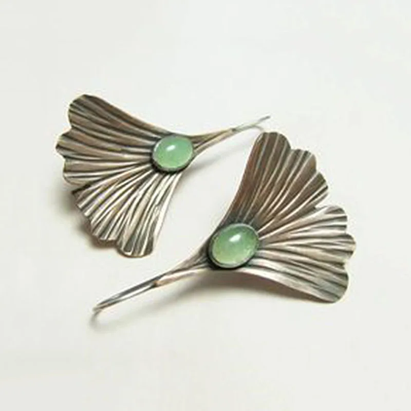 Romantic Retro Ginkgo Biloba Drop Earrings free-form shape Long Chain Boho Earrings for Women Handmade Jewelry Brincos F4D287
Romantic Retro Ginkgo Biloba Drop Earrings free-form shape Long Chain Boho Earrings for Women Handmade Jewelry Brincos F4D287