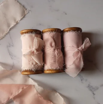 Chiffon Silk Ribbon with Frayed Edged Wrinkle Hand-made French style frilled wedding photo Flower Bouquet Wrap Decoration
Chiffon Silk Ribbon with Frayed Edged Wrinkle Hand-made French style frilled wedding photo Flower Bouquet Wrap Decoration