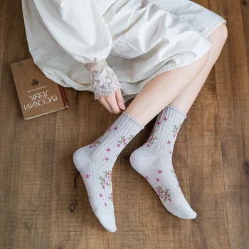 Retro Ethnic Flowers Style Autumn Cotton Women Socks Casual Comfortable Ladies 2020 New Cute Spring Girls Harajuku Crew Sox 
Retro Ethnic Flowers Style Autumn Cotton Women Socks Casual Comfortable Ladies 2020 New Cute Spring Girls Harajuku Crew Sox