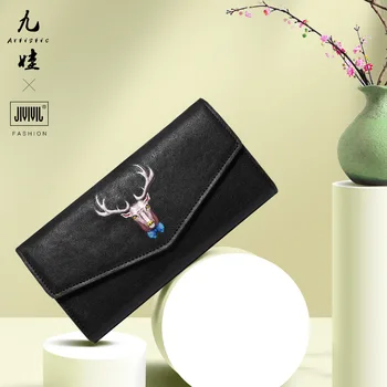 High grade leather wallet New Women's creative handbag long hand painted deer head small crowd design Wallet
High grade leather wallet New Women's creative handbag long hand painted deer head small crowd design Wallet