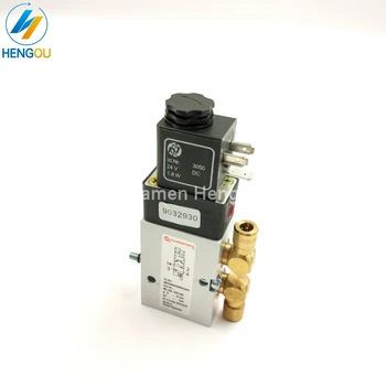 1 PIECE FREE SHIPPINGSM 102 CD102 SM74 SM52 Machine 98.184.1051 4/2-way Valve Solenoid Valve DC24V Air Valve
1 PIECE FREE SHIPPINGSM 102 CD102 SM74 SM52 Machine 98.184.1051 4/2-way Valve Solenoid Valve DC24V Air Valve