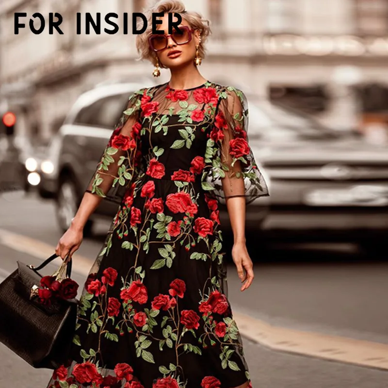 For Insider Floral print black maxi dress Bohemian embroidery long dress two pieces set Women autumn winter vintage dress festa 
For Insider Floral print black maxi dress Bohemian embroidery long dress two pieces set Women autumn winter vintage dress festa