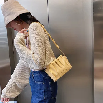 Zipper Women Messenger Bags Soft Women Crossbody Bag Designer Women Pu Leather Shoulder High Quality Female Bag
Zipper Women Messenger Bags Soft Women Crossbody Bag Designer Women Pu Leather Shoulder High Quality Female Bag