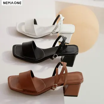 2020 Women Sandal Square High Heel Square Open-toed Buckle Cow Leather Hollow Fashion Slingback Ladies Sandals Size 34-40
2020 Women Sandal Square High Heel Square Open-toed Buckle Cow Leather Hollow Fashion Slingback Ladies Sandals Size 34-40