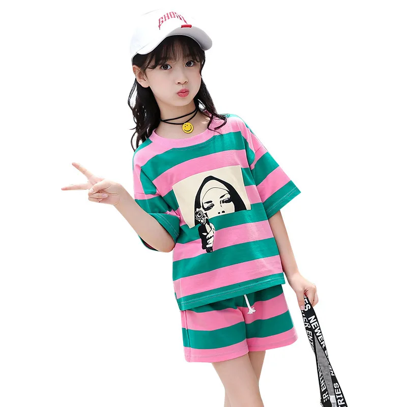 Summer Kids Girls Clothing Set Casual Wide Stripe Cartoon T-shirt + Shorts 2pc Children Princess Clothes Set Christmas Outfits
Summer Kids Girls Clothing Set Casual Wide Stripe Cartoon T-shirt + Shorts 2pc Children Princess Clothes Set Christmas Outfits