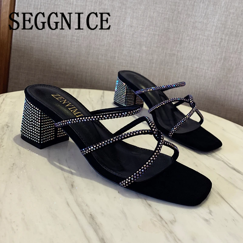 2020 Spring Summer Sandals Crystal Cross Tied Low Heel Women Slippers Slides Fashion Platform Sandal Sandalias Mujer Shiny Shoes
2020 Spring Summer Sandals Crystal Cross Tied Low Heel Women Slippers Slides Fashion Platform Sandal Sandalias Mujer Shiny Shoes